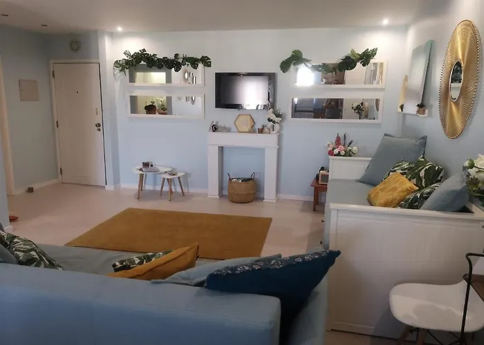 Waves Alvor شقة *