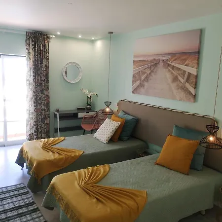 Waves Alvor Apartament *